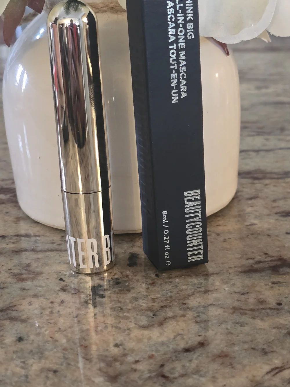 Beautycounter Think Big All- In- One Lengthening Mascara - Black NIB✨ FREE GIFT